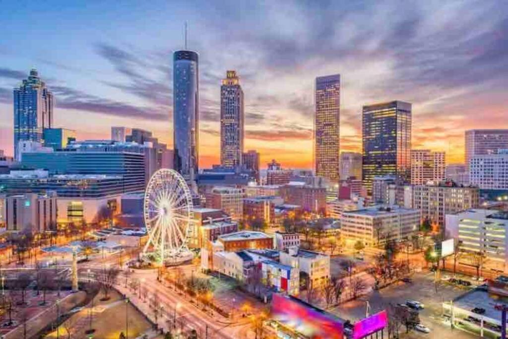 Bmw Suite King Bd,Wd, Fast Wifi Free Parking, Pool, Hospitals Atlanta Luaran gambar